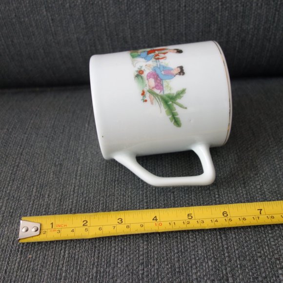 Ceramic Coffee Mug with Gold Trim - Picture 12 of 12